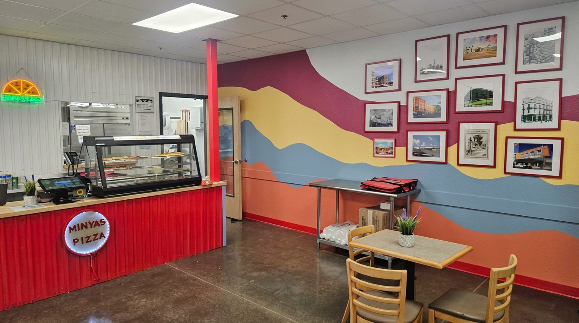 Join the Minya's Pizza team